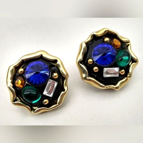 Vintage Gold Jeweled Clip On Earrings - Picture 8 of 14